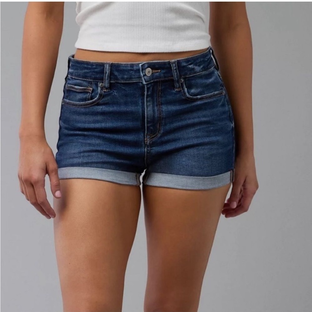 EUC WOMEN’S AMERICAN EAGLE 4 SHORTIE DENIM SHORTS